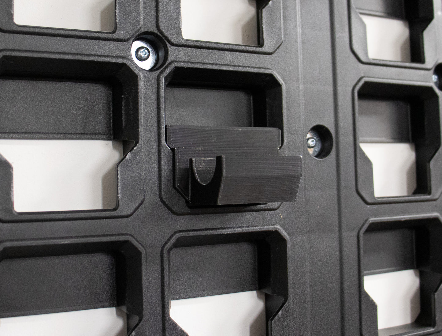 Packout Wall M18 Dual Battery Blower Mount